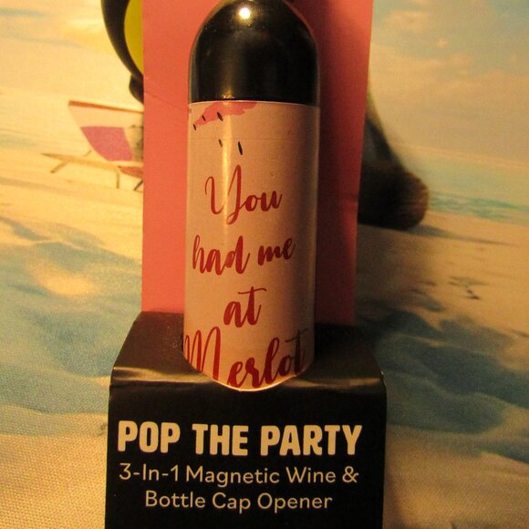 Wine Opener | Bottle Key | Magnetic | Modern Monkey - Picture 1 of 3